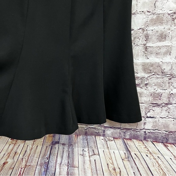 Chaps Black Trumpet Hem Skirt - Picture 4 of 8